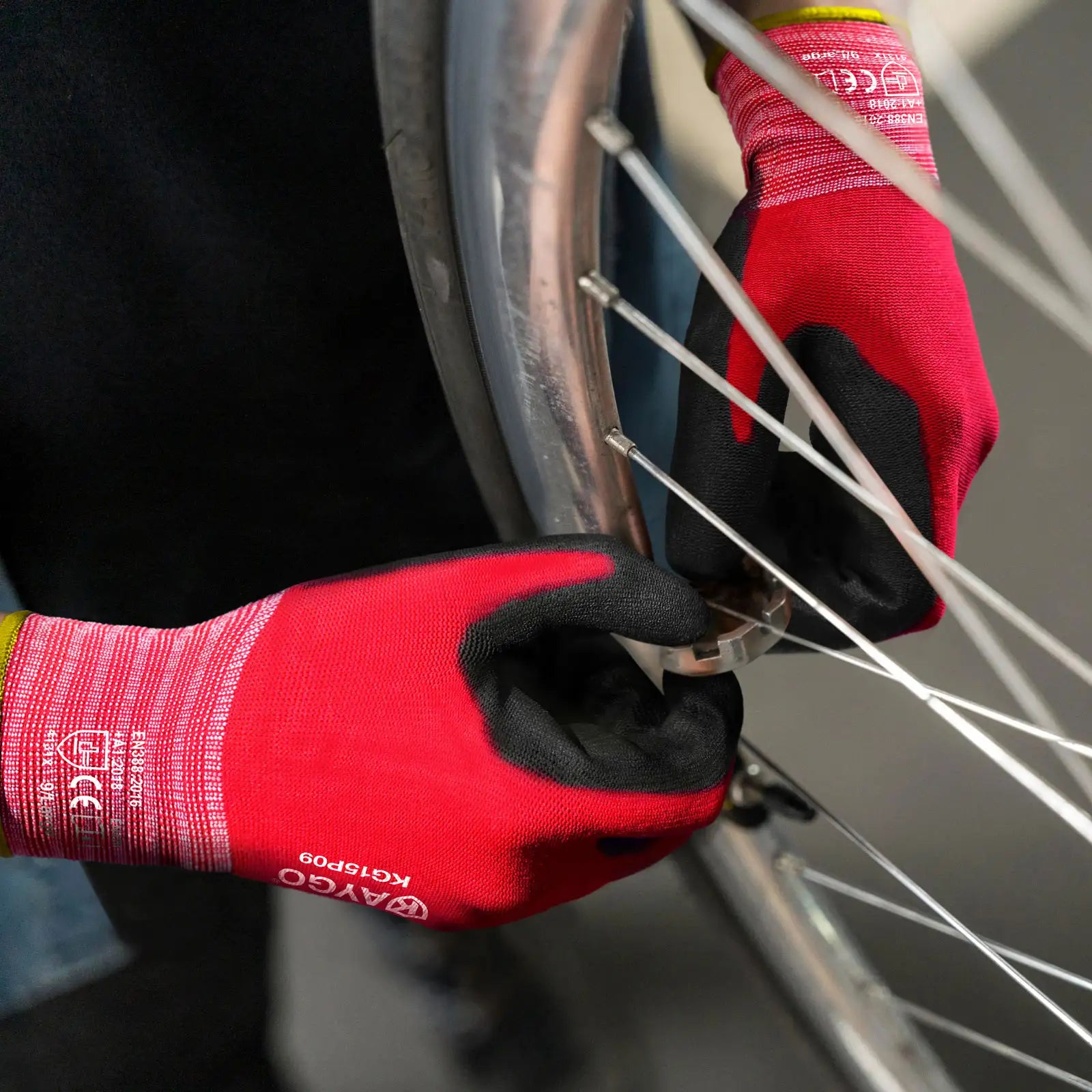 Seamless Knit Nylon Work Gloves with Polyurethane Coated on Palm and Fingers