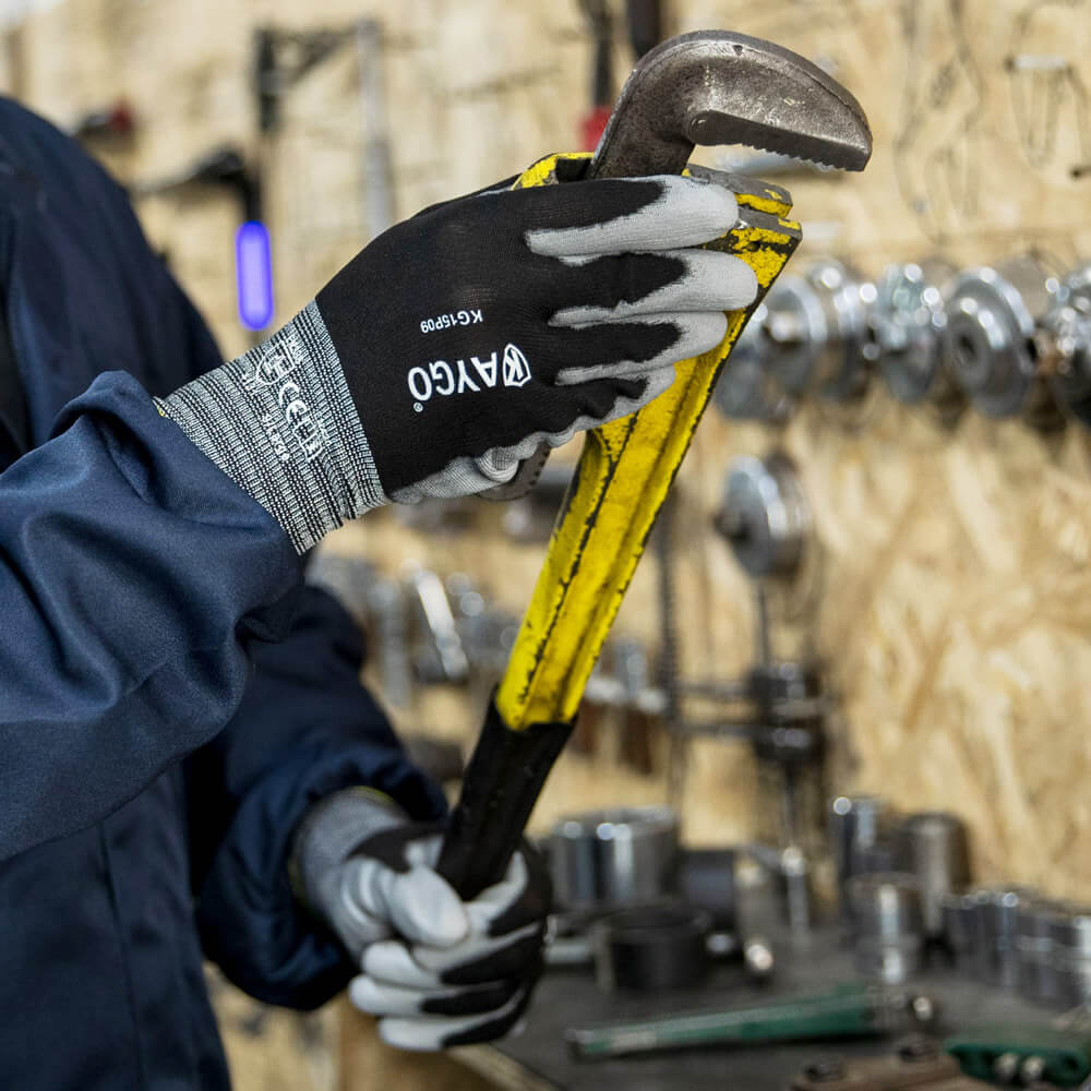 KAYGO-KG15P-WORK-GLOVES-SCENE2