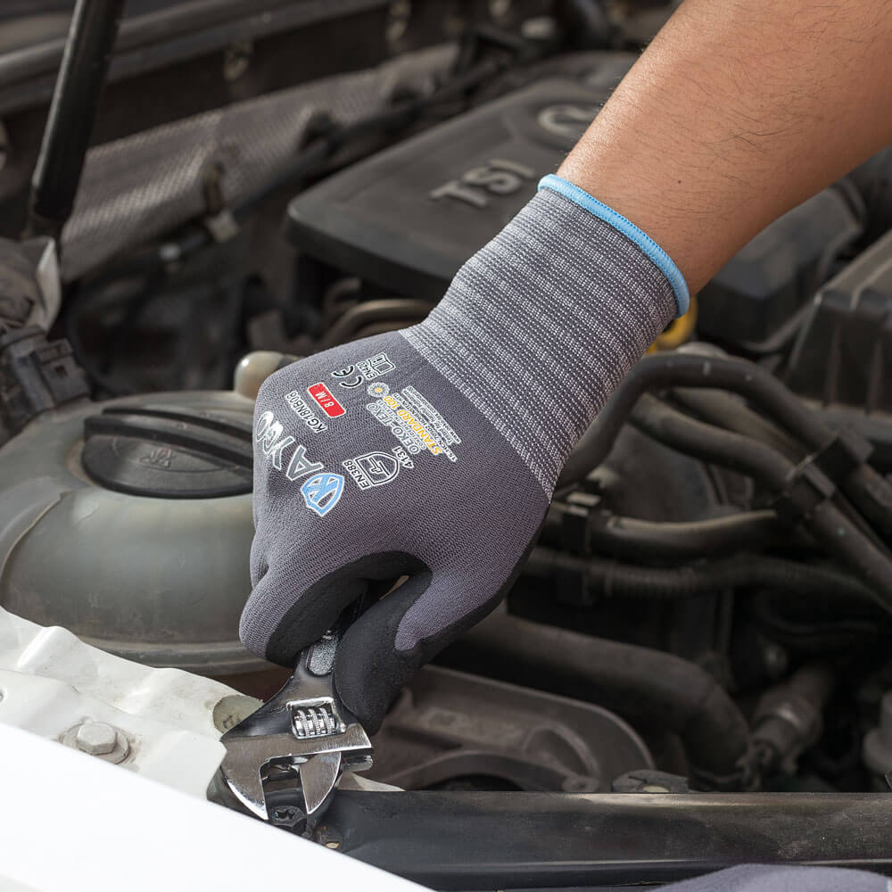 KAYGO-KG18N-WORK-GLOVES-SCENE2